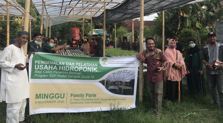 Pelatihan Hidroponik Sulawesi Community Foundation