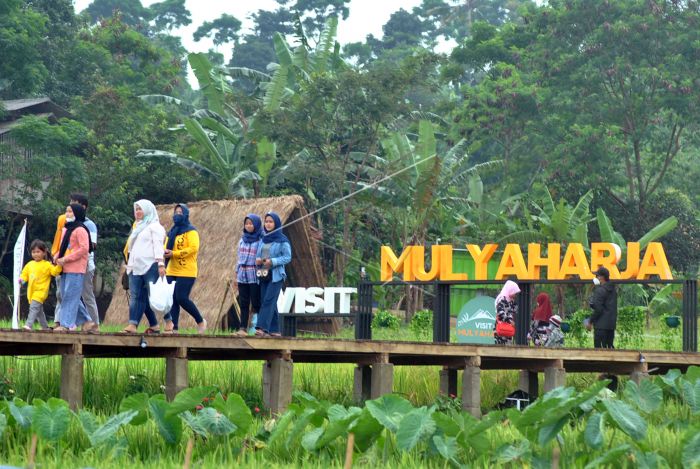 Wisata Baru di Bogor, Kampung Tematik Ciharashas Terapkan