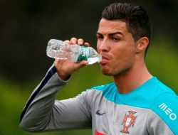 Pantas Saja Singkirkan Coca-Cola, Ini 5 Pola Diet Cristiano Ronaldo