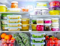Ingin Makanan di Kulkas Awet dan Tidak Bau? Ini Tipsnya