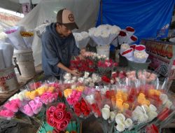 Hari Valentine, Harga Bunga Mawar di Denpasar Naik Hingga 3 Kali Lipat